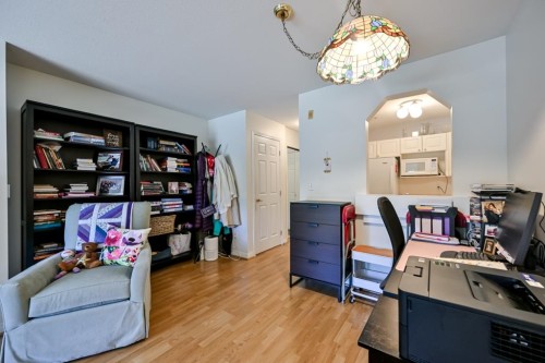 101-20727 Douglas Crescent, Langley, BC - Indoor Photo Showing Office