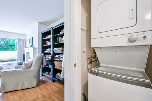 101-20727 Douglas Crescent, Langley, BC - Indoor Photo Showing Laundry Room