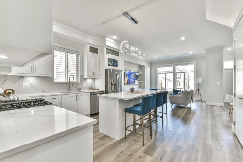 19642 74A Avenue, Langley, BC - Indoor Photo Showing Kitchen With Upgraded Kitchen