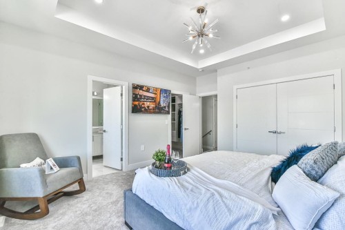 19642 74A Avenue, Langley, BC - Indoor Photo Showing Bedroom
