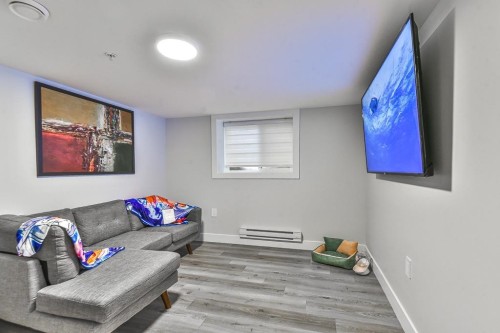 19642 74A Avenue, Langley, BC - Indoor