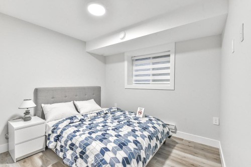 19642 74A Avenue, Langley, BC - Indoor Photo Showing Bedroom