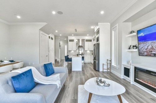 19642 74A Avenue, Langley, BC - Indoor Photo Showing Living Room With Fireplace