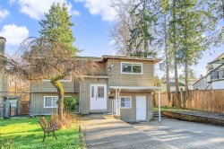8076 139a Street Surrey, BC V3W 8P6
