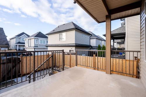 19586 72A Avenue, Surrey, BC - Outdoor With Exterior
