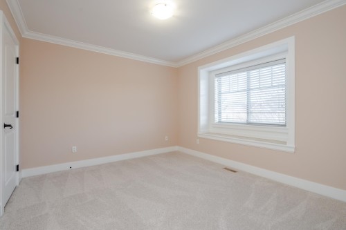 19586 72A Avenue, Surrey, BC - Indoor Photo Showing Other Room