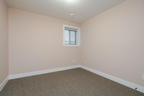 19586 72A Avenue, Surrey, BC - Indoor Photo Showing Other Room
