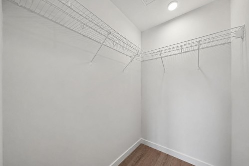 B315-20078 85 Avenue, Langley, BC - Indoor