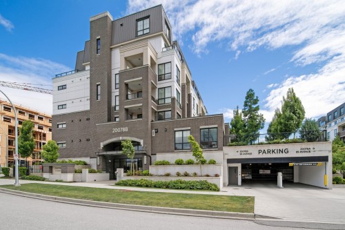 B315-20078 85 Avenue, Langley, BC - Outdoor With Facade