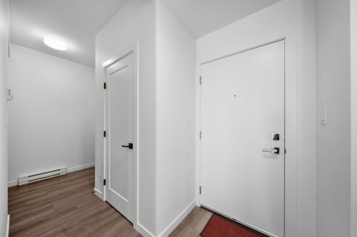 B315-20078 85 Avenue, Langley, BC - Indoor Photo Showing Other Room