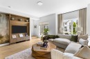 18-16765 25 Avenue, Surrey, BC  - Indoor Photo Showing Living Room 