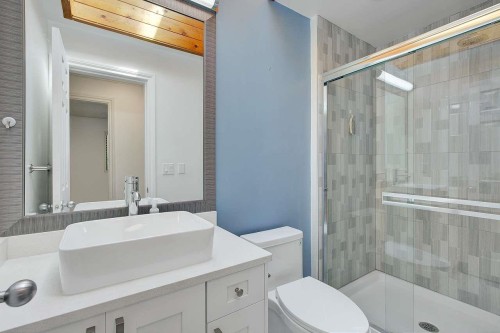 19694 46 Avenue, Langley, BC - Indoor Photo Showing Bathroom