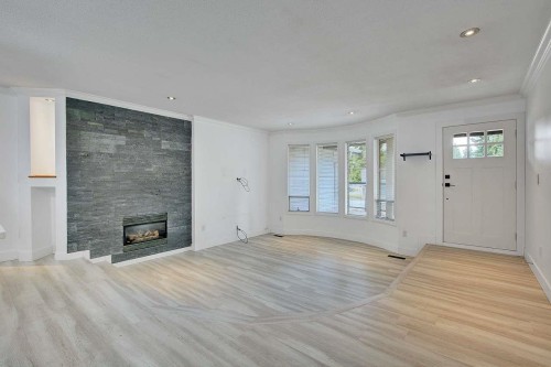 19694 46 Avenue, Langley, BC - Indoor Photo Showing Other Room With Fireplace