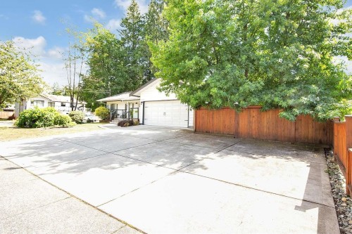 19694 46 Avenue, Langley, BC - Outdoor