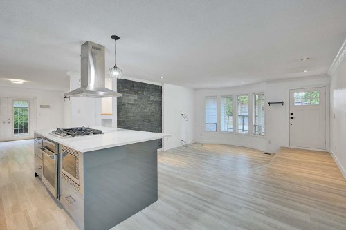 19694 46 Avenue, Langley, BC - Indoor