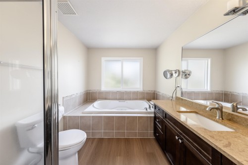 20621 91 Avenue, Langley, BC - Indoor Photo Showing Bathroom