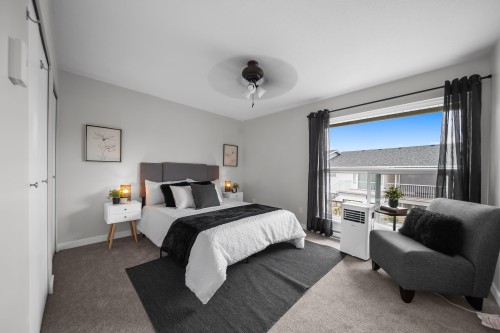 279-32550 Maclure Road, Abbotsford, BC - Indoor Photo Showing Bedroom