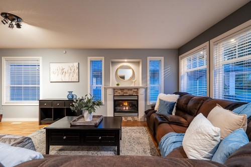 26880 25A Avenue, Langley, BC - Indoor Photo Showing Living Room With Fireplace