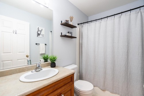 26880 25A Avenue, Langley, BC - Indoor Photo Showing Bathroom