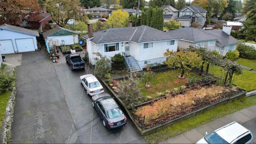 8824 Russell Drive, Delta, BC - Outdoor