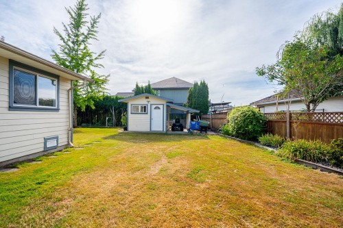 21711 52 Avenue, Langley, BC - Outdoor With Exterior