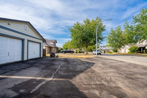 21711 52 Avenue, Langley, BC - Outdoor