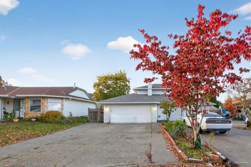 12079 84A Avenue, Surrey, BC - Outdoor With Facade