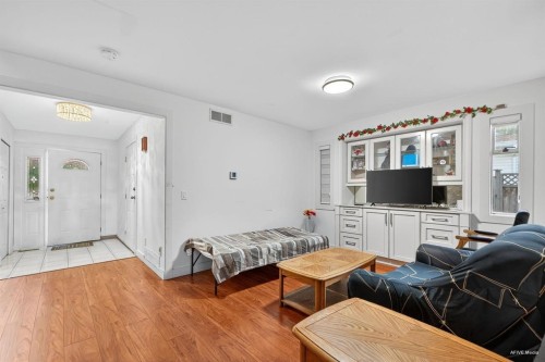 12079 84A Avenue, Surrey, BC - Indoor
