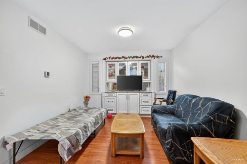 12079 84A Avenue, Surrey, BC - Indoor