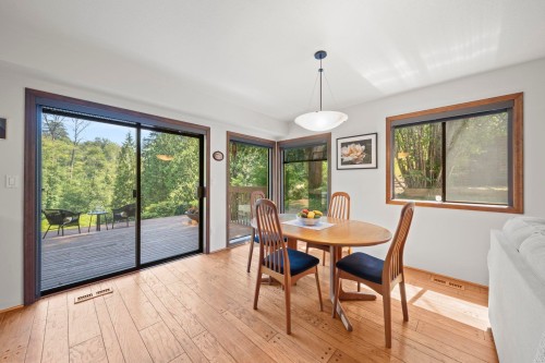 23956 64 Avenue, Langley, BC - Indoor Photo Showing Dining Room
