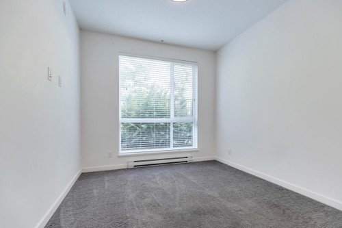 B005-20087 68 Avenue, Langley, BC - Indoor Photo Showing Other Room