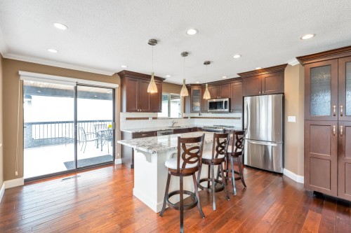 1175 Stevens Street, White Rock, BC - Indoor Photo Showing Kitchen With Stainless Steel Kitchen With Upgraded Kitchen