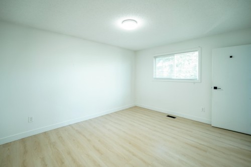 2418 Wayburne Crescent, Langley, BC - Indoor Photo Showing Other Room