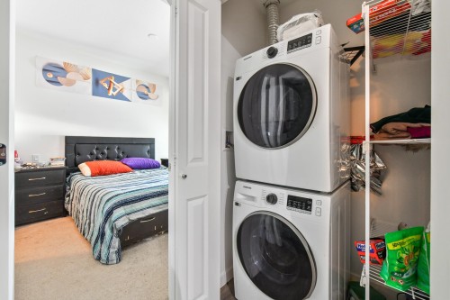 306-15848 Fraser Highway, Surrey, BC - Indoor Photo Showing Laundry Room