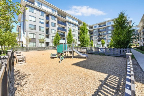 306-15848 Fraser Highway, Surrey, BC - Outdoor
