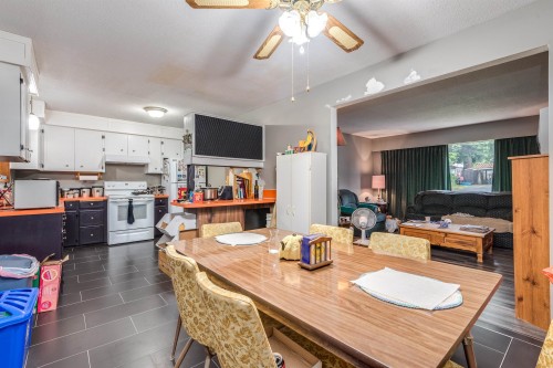 32247 Granite Avenue, Abbotsford, BC - Indoor