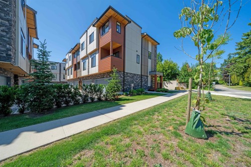 8-15950 Alder Place, Surrey, BC - Outdoor