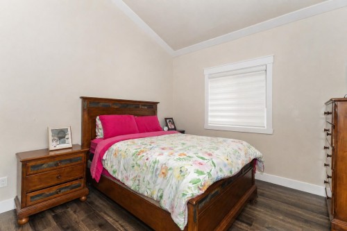 3171 Engineer Crescent, Abbotsford, BC - Indoor Photo Showing Bedroom