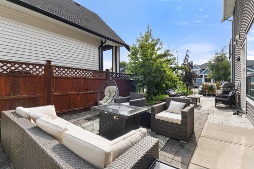 3171 Engineer Crescent, Abbotsford, BC - Outdoor With Deck Patio Veranda With Exterior