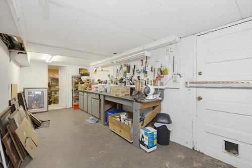 33043 4Th Avenue, Mission, BC - Indoor