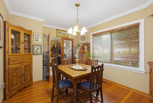 33043 4Th Avenue, Mission, BC - Indoor Photo Showing Dining Room