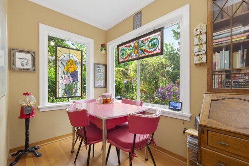 33043 4Th Avenue, Mission, BC - Indoor Photo Showing Dining Room