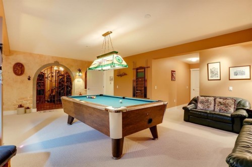 18088 8Th Avenue, Surrey, BC - Indoor Photo Showing Other Room