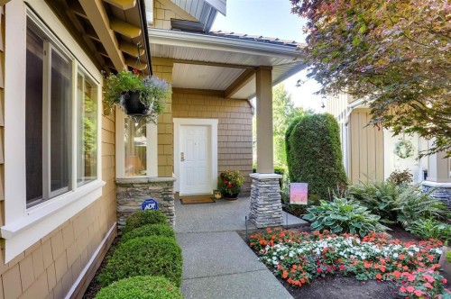 18088 8Th Avenue, Surrey, BC - Outdoor