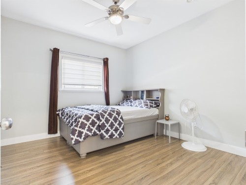 11746 72A Avenue, Delta, BC - Indoor Photo Showing Bedroom