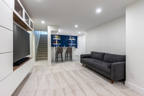 22872 76A Avenue, Langley, BC - Indoor