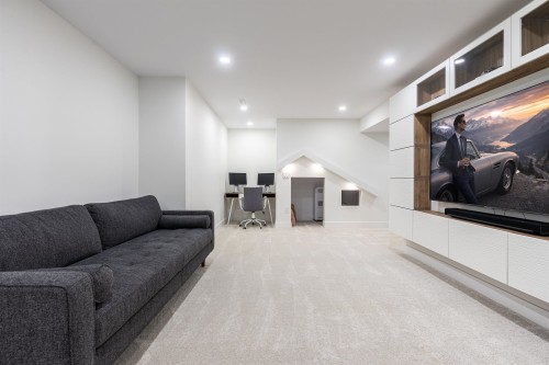 22872 76A Avenue, Langley, BC - Indoor Photo Showing Living Room