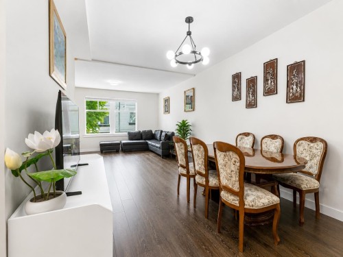 22-14271 60 Avenue, Surrey, BC - Indoor Photo Showing Dining Room
