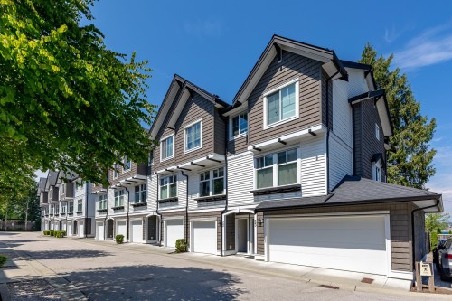 22-14271 60 Avenue, Surrey, BC - Outdoor With Facade