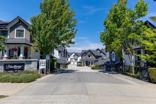 22-14271 60 Avenue, Surrey, BC - Outdoor With Facade